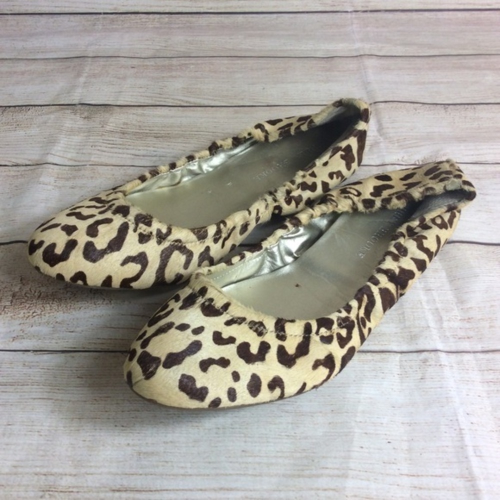 Audrey Brooke Lydia Leather animal hair flat 9.5.